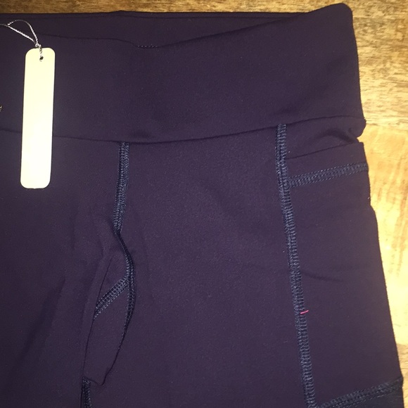 NAJA Activewear Nicole Short Navy Mesh - Picture 5 of 8